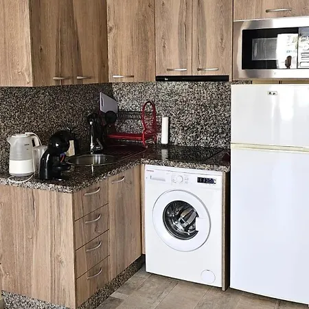 Apartamento A Stone's Throw From The Golden Mile With Breathtaking Ocean And Mountain Views *
