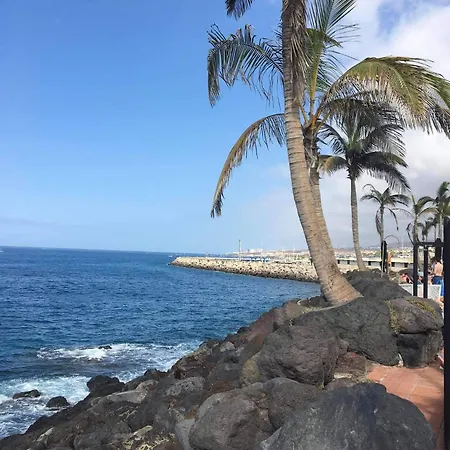 A Stone's Throw From The Golden Mile With Breathtaking Ocean And Mountain Views شقة *